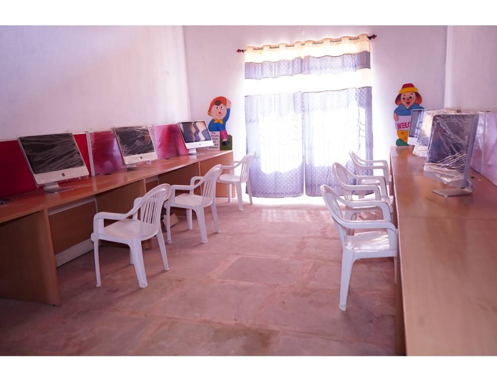 computer-lab-1.jpg